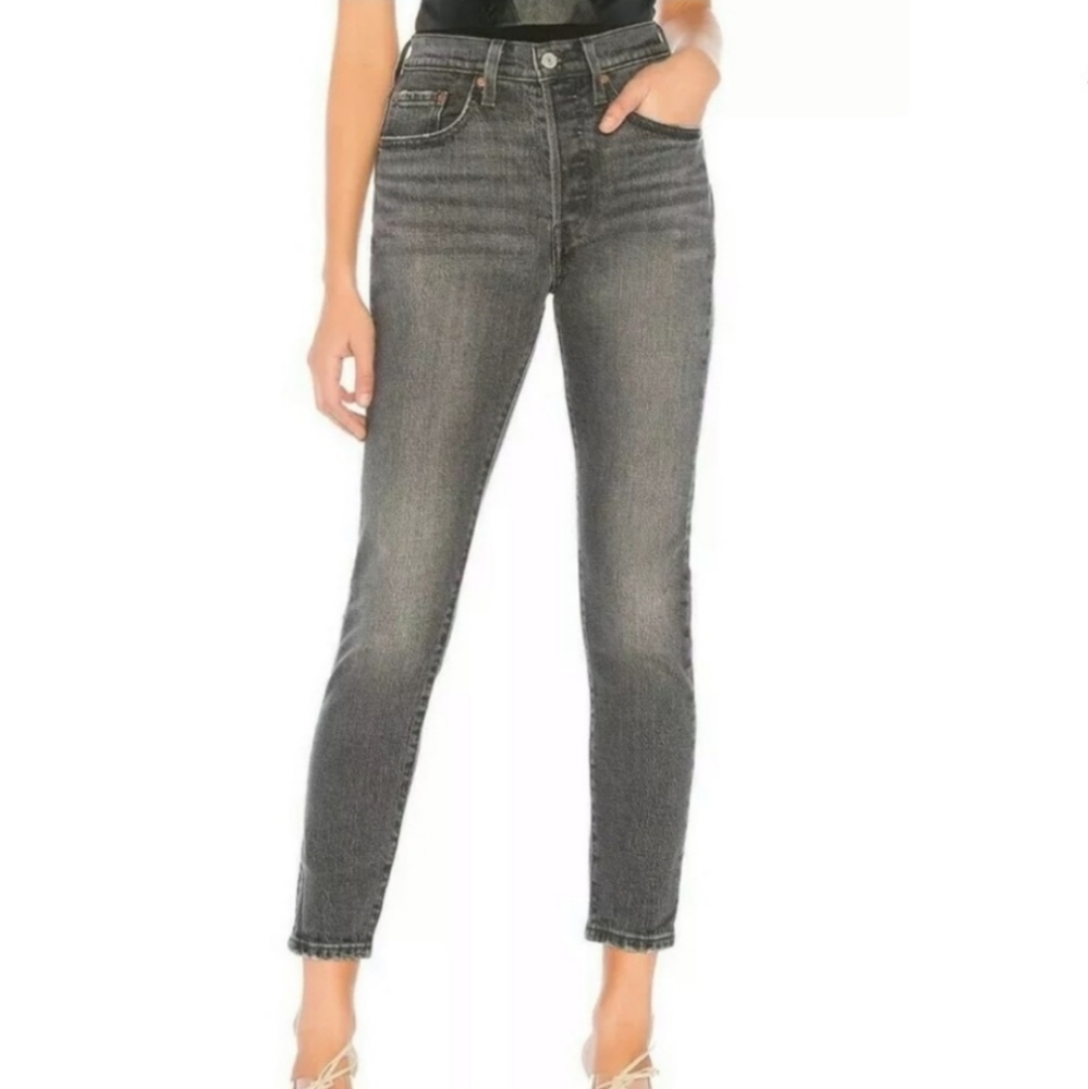 Levi's Wedgie Fit High Rise Skinny Jeans - Picture 4 of 5